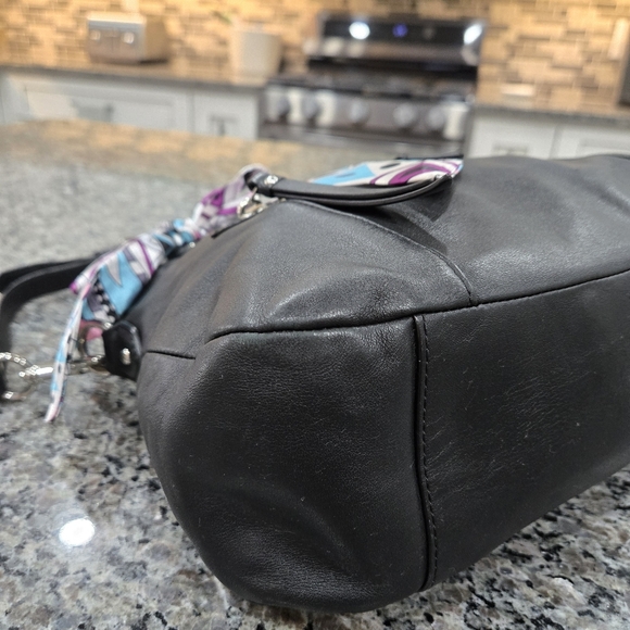 Coach Daisy Mia Black Leather Handbag - Picture 11 of 17